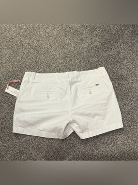NWT Vineyard Vines Women's in White Cap Tailored Herringbone 3.5 ED Short Sz 10